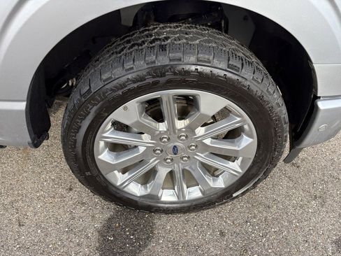 Used 2022 Ford F150 Limited image 15