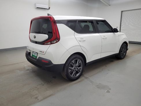 Used 2021 Kia Soul S image 10