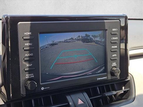 Used 2020 Toyota RAV4 XLE w/ Carpet Mat Package FWD image 18