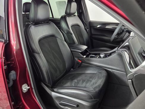 Used 2023 Jeep Grand Cherokee Altitude image 37