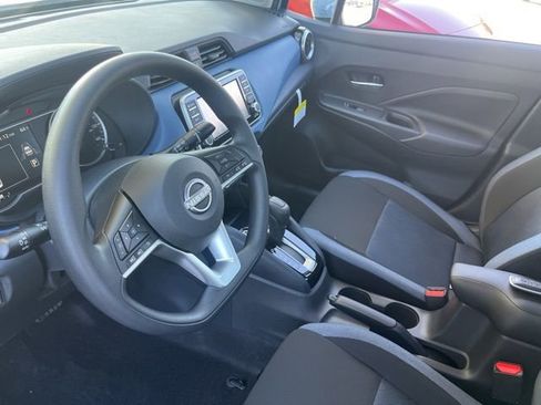 Used 2025 Nissan Versa SV w/ Trunk Package image 10