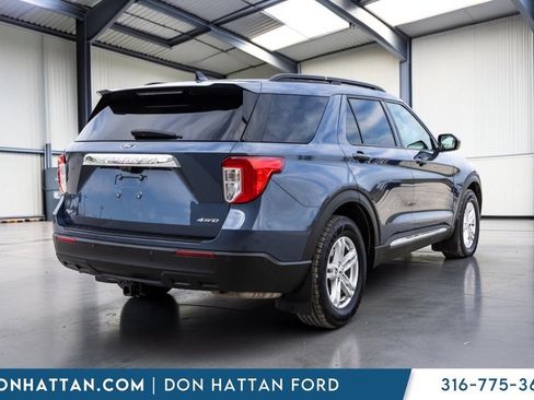 Used 2021 Ford Explorer XLT AWD/4WD image 29