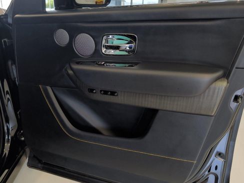Used 2021 Rolls-Royce Cullinan AWD/4WD image 39