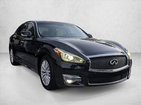 Used 2015 INFINITI Q70 L 3.7 w/ Technology Package image 3