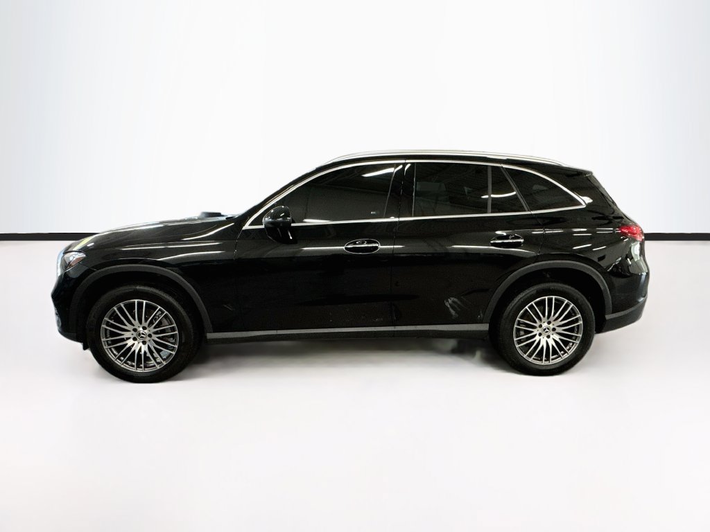 Certified 2025 Mercedes-Benz GLC 300 4MATIC image 8