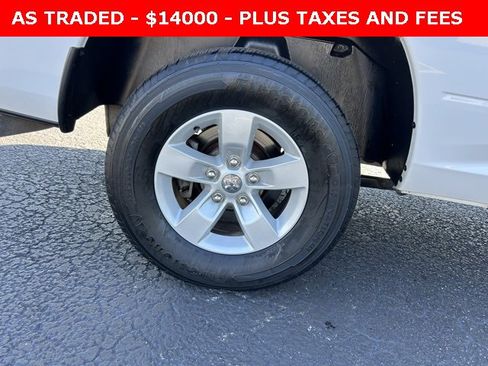 Used 2018 RAM 1500 Tradesman w/ Chrome Appearance Group image 7