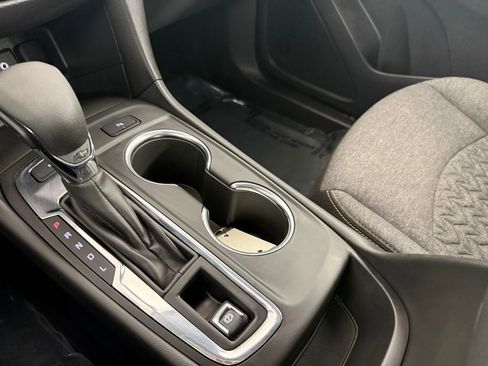 Used 2023 Chevrolet Equinox LT AWD/4WD image 28
