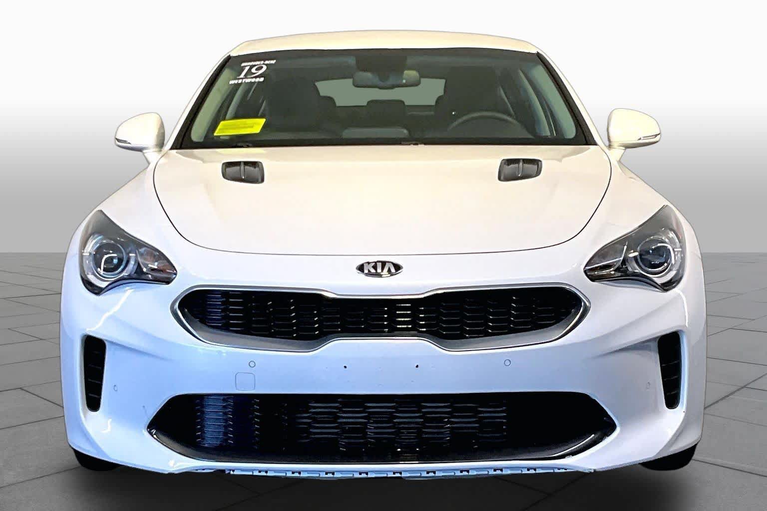 Used 2019 Kia Stinger RWD image 3