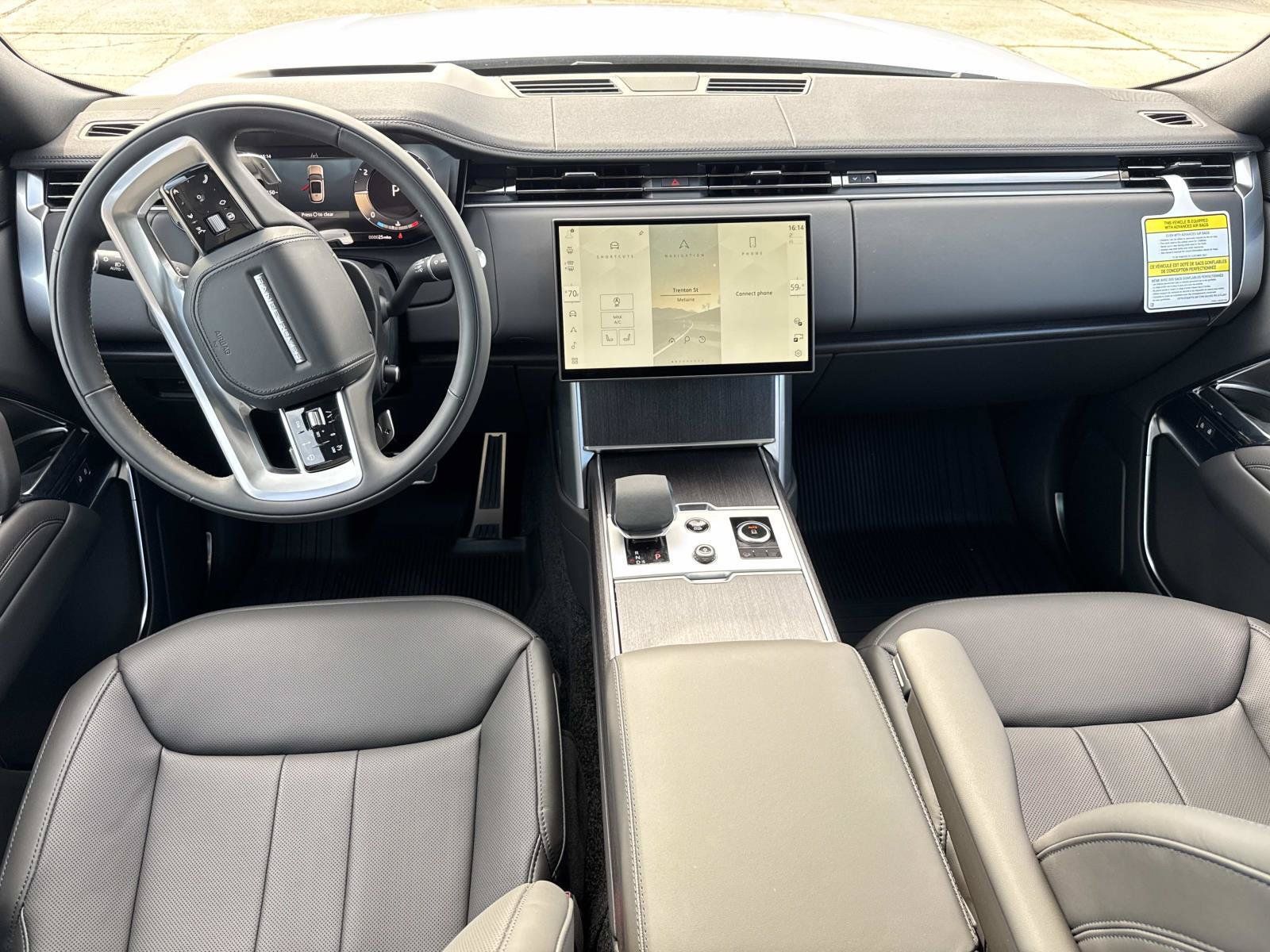New 2027 Land Rover Range Rover Long Wheelbase SE AWD/4WD image 9
