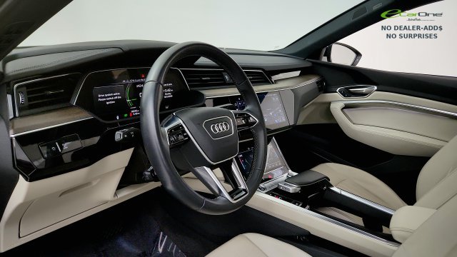 Used 2024 Audi Q8 e-tron Premium Plus w/ Premium Plus Package AWD/4WD image 41