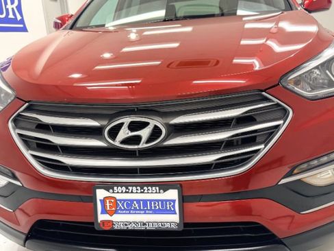 Used 2017 Hyundai Santa Fe Sport FWD image 17