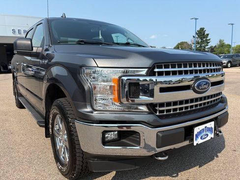 Used 2018 Ford F150 XLT w/ Equipment Group 302A Luxury AWD/4WD image 4