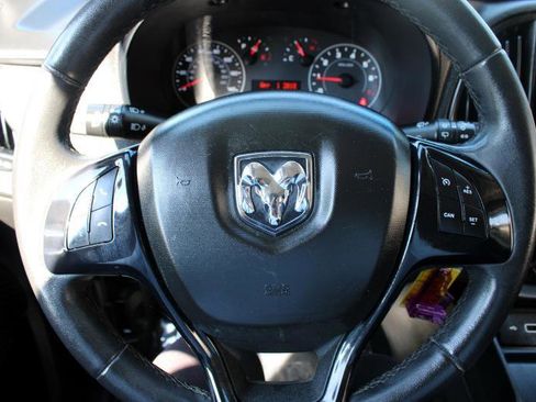 Used 2021 RAM ProMaster City Tradesman SLT image 9