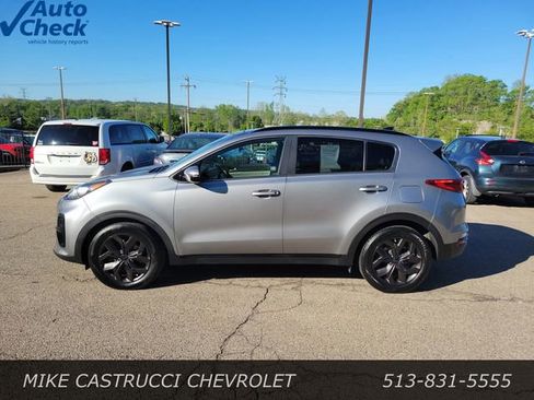 Used 2021 Kia Sportage S FWD image 2