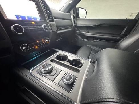Used 2020 Ford Expedition Max XLT w/ Equipment Group 202A AWD/4WD image 10