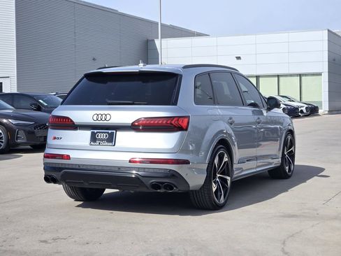 Used 2024 Audi SQ7 Premium Plus image 8