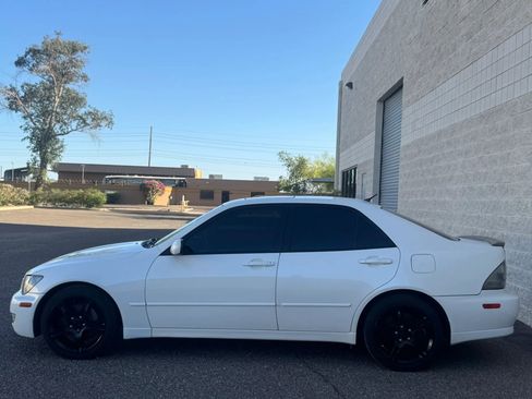 Used 2004 Lexus IS 300 RWD image 5