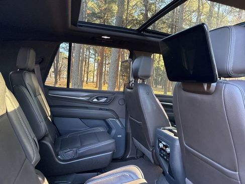Used 2021 GMC Yukon Denali w/ Denali Ultimate Package image 26