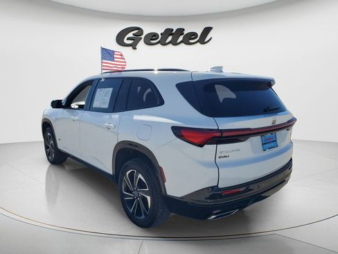 Used 2025 Buick Enclave Sport Touring image 14