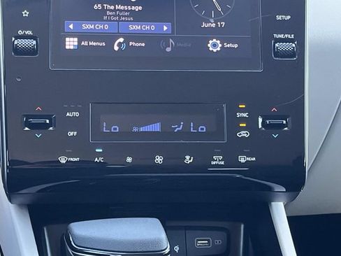 Certified 2024 Hyundai Tucson SEL FWD image 17