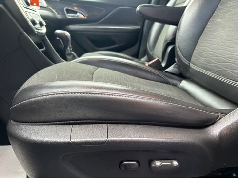 Used 2016 Buick Encore Convenience image 33