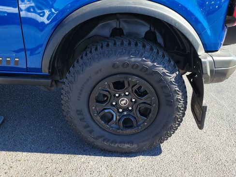 Used 2021 Ford Bronco First Edition AWD/4WD image 15