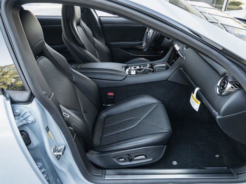 New 2025 Karma Revero Luxury image 21