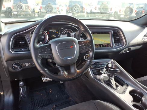 Used 2017 Dodge Challenger R/T Scat Pack RWD image 14