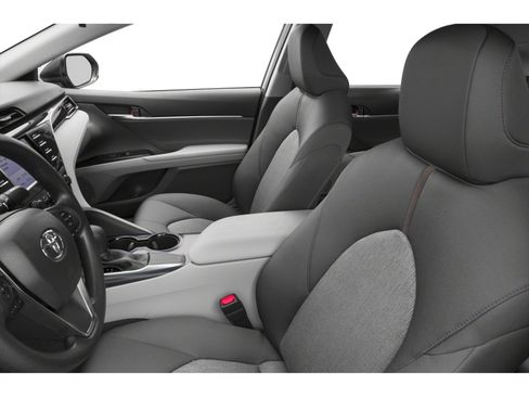 Certified 2018 Toyota Camry SE FWD image 6