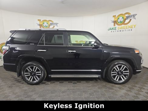 Used 2020 Toyota 4Runner Limited image 10