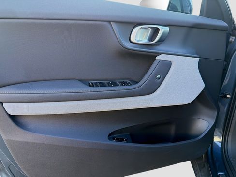 Used 2022 Polestar Polestar 2 w/ Performance Package AWD/4WD image 21