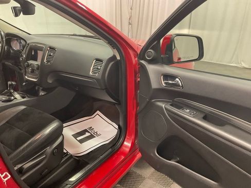 Used 2018 Dodge Durango GT image 27