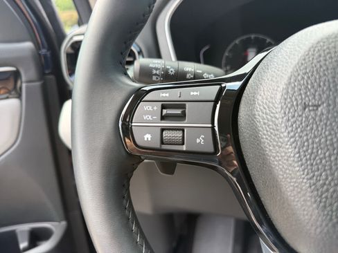 Used 2025 Honda Pilot EX-L image 25