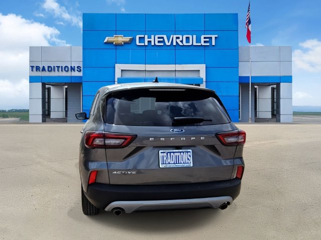 Used 2026 Ford Escape Active FWD image 8