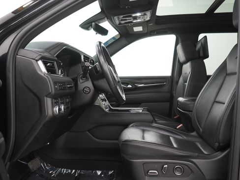 Used 2021 GMC Yukon Denali w/ Denali Ultimate Package AWD/4WD image 26