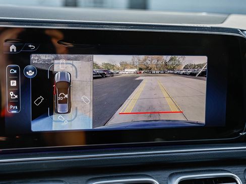 New 2026 Mercedes-Benz GLS 450 4MATIC image 24