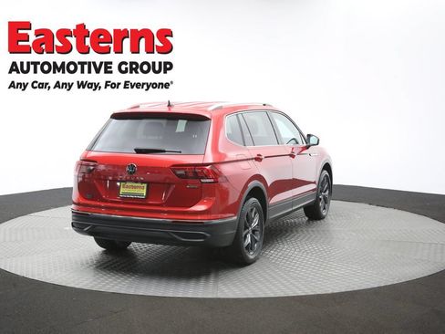 Used 2023 Volkswagen Tiguan SE AWD/4WD image 37