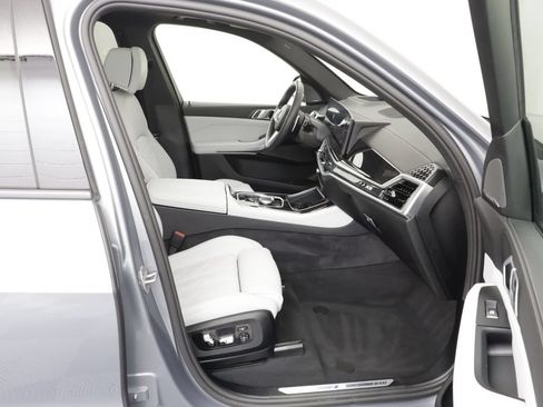 Used 2026 BMW X5 xDrive40i w/ M Sport Package AWD/4WD image 20