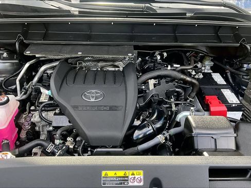 Used 2023 Toyota Highlander XSE AWD/4WD image 32