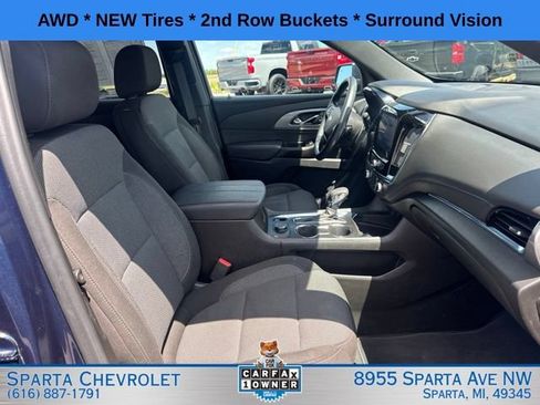 Used 2023 Chevrolet Traverse LT w/ Rear Camera Mirror Package AWD/4WD image 28