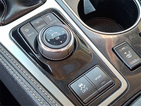 Used 2020 Nissan Maxima 3.5 SL image 26