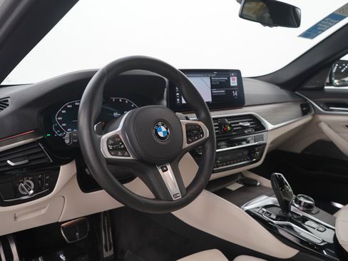 Used 2021 BMW 540i xDrive w/ Executive Package AWD/4WD image 25