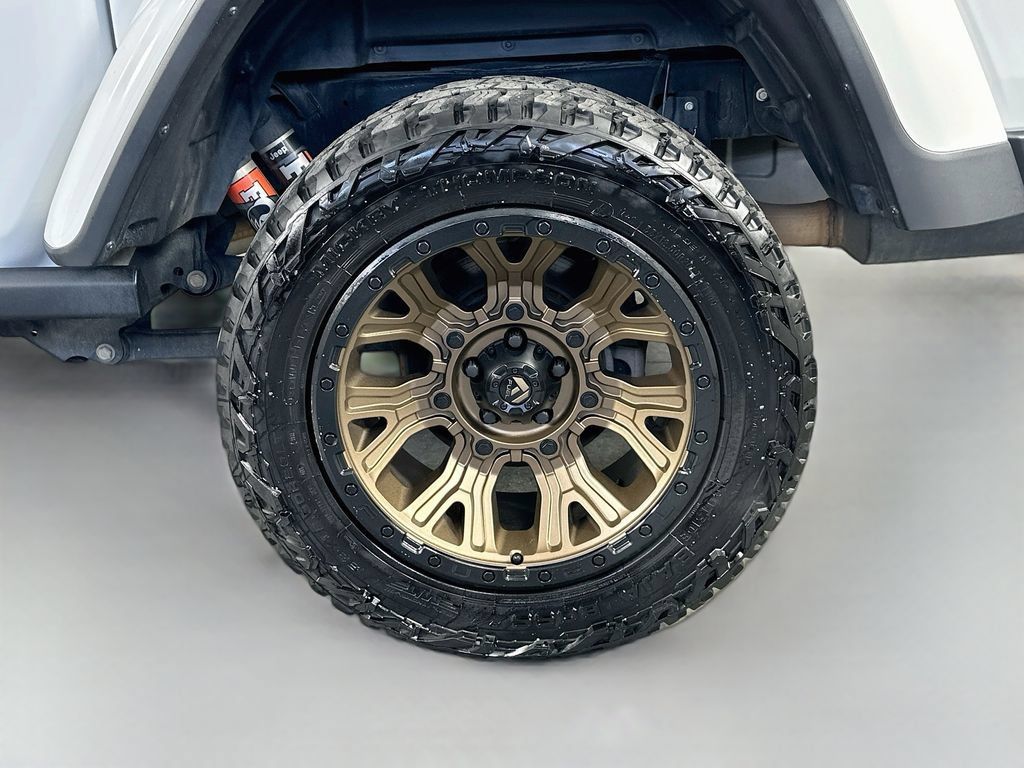 Used 2020 Jeep Gladiator Mojave AWD/4WD image 33