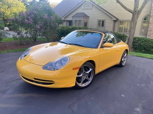Used 2001 Porsche 911 Cabriolet image 32