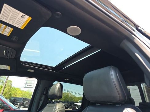 Used 2023 Ford F150 Raptor AWD/4WD image 13