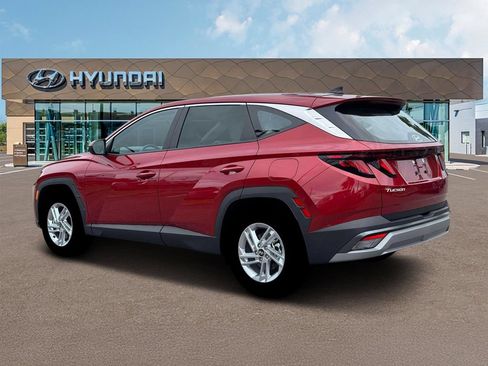 Certified 2026 Hyundai Tucson SE FWD image 5