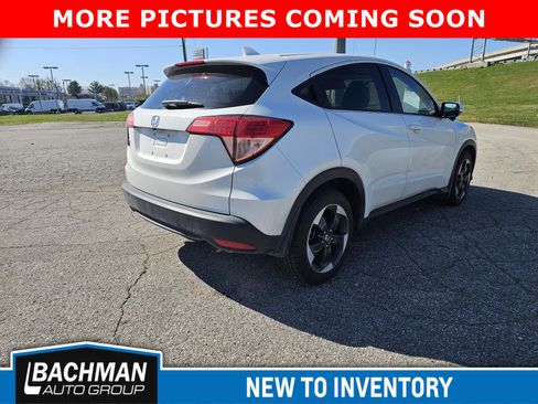 Used 2018 Honda HR-V EX image 7