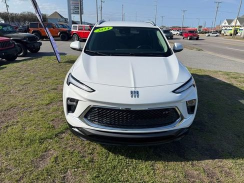 Used 2024 Buick Encore GX Sport Touring w/ Comfort Package image 2