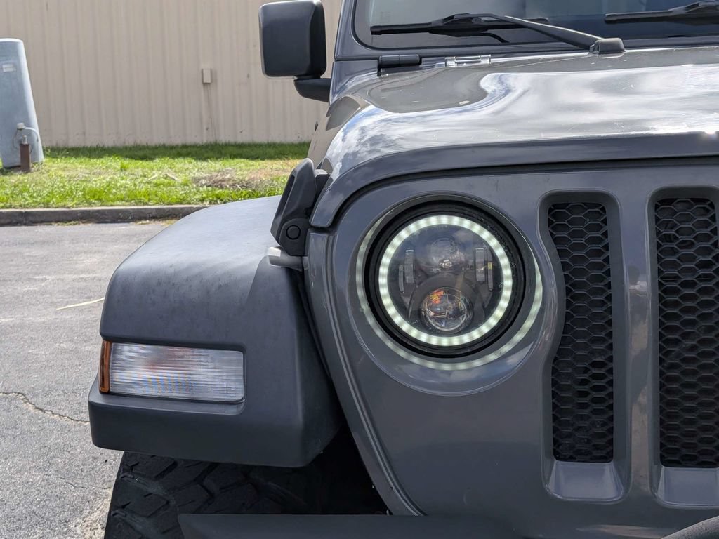 Used 2020 Jeep Wrangler Unlimited Sport S AWD/4WD image 8