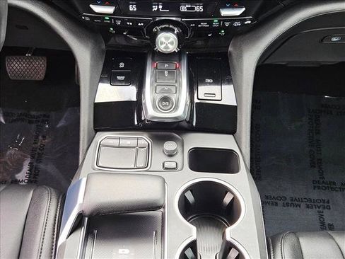 Used 2024 Acura MDX image 13